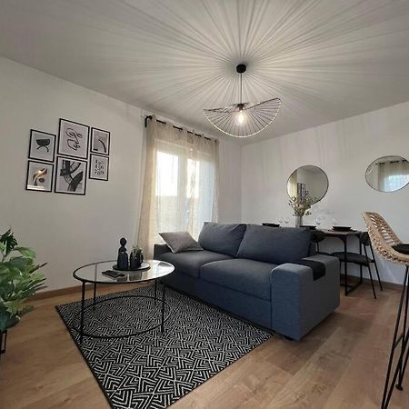 Appartement Proche Disneyland กูลอมมิแยร์ ภายนอก รูปภาพ