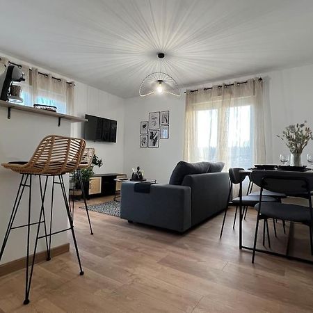 Appartement Proche Disneyland กูลอมมิแยร์ ภายนอก รูปภาพ