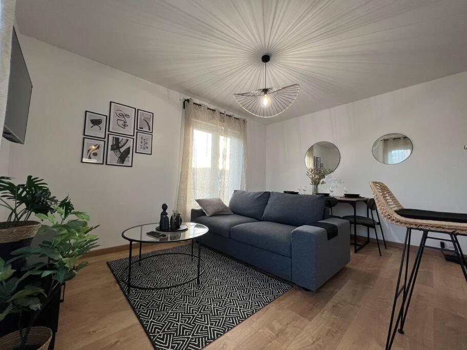 Appartement Proche Disneyland กูลอมมิแยร์ ภายนอก รูปภาพ
