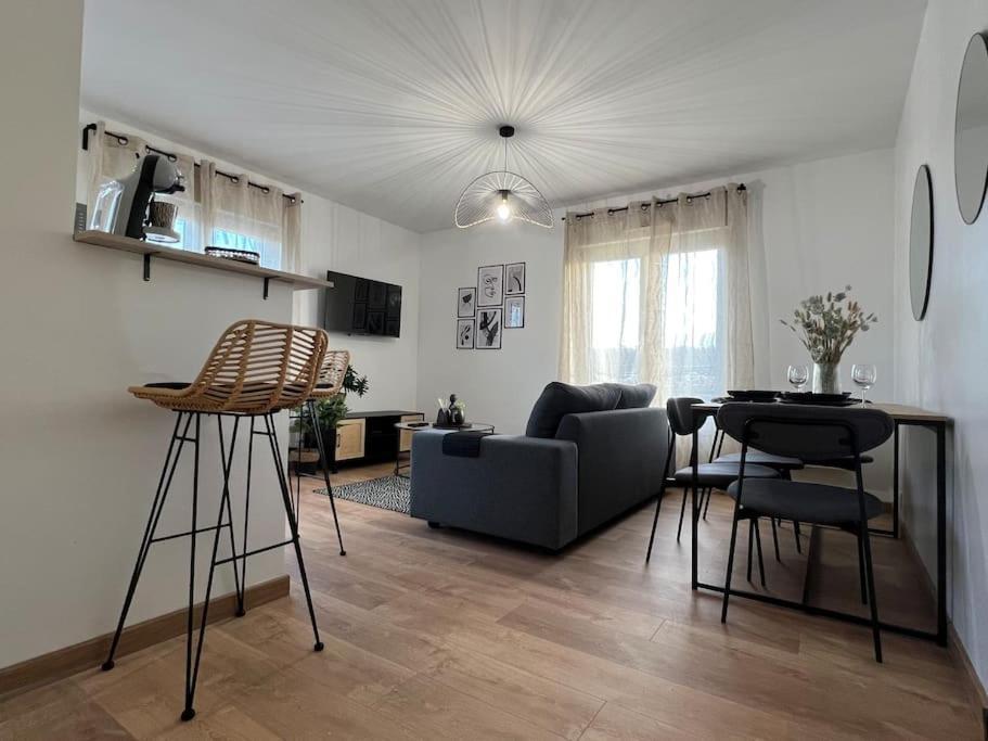Appartement Proche Disneyland กูลอมมิแยร์ ภายนอก รูปภาพ